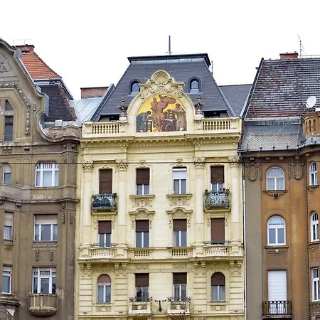 Central - Fővám Appartamento Budapest